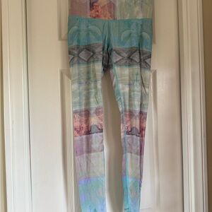 Teeki Multicolor Geometric Leggings